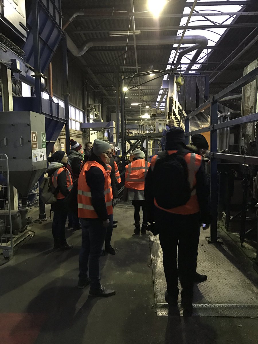 CoolrecBV's tweet photo. Vandaag een delegatie journalisten uit Oost-Europa op (be)zoek bij @CoolrecBV naar circulaire economie projecten https://t.co/FmE8Dz5gcX