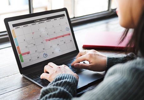 studyatyorku's tweet photo. Before you enroll in #YorkUSummer courses, find your enrolment access times: https://t.co/2M1XkLyeOi https://t.co/yMuctYK9C7