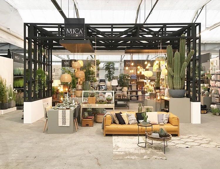 FollowRonald's tweet photo. Edelman with the beautiful Mica collection at the Garden Retail Experience #micadecorations #tuinzaken https://t.co/063rzmqaQ1