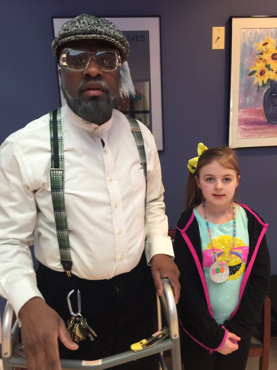SmoovKris's tweet photo. Those soaring @ZebVanceEagles on the 100th Day of School! #WatchUsSoar #TeamZeb #VanceCoProud #100yearsold #100items https://t.co/Z8AA2gwdtC