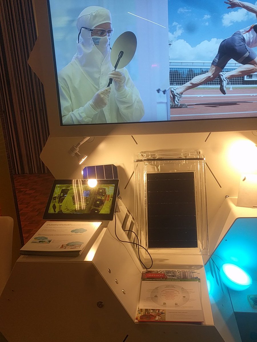 SoniaBouden's tweet photo. #rev3days éolienne 2m toiture résine #unéole  bâtiment écolo https://t.co/zBB6A66IuW