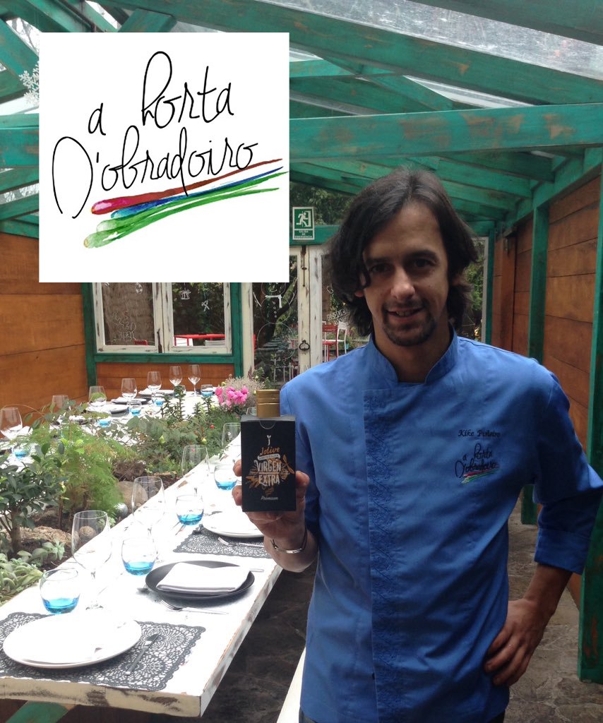 <a href="/jolive_oil/">Jolive</a> le quiere dar gracias <a href="/FranKikePineiro/">FranciscoKikePiñeiro</a> , chef de <a href="/HortaDObradoiro/">A Horta do Obradoiro</a>  por habernos catado.