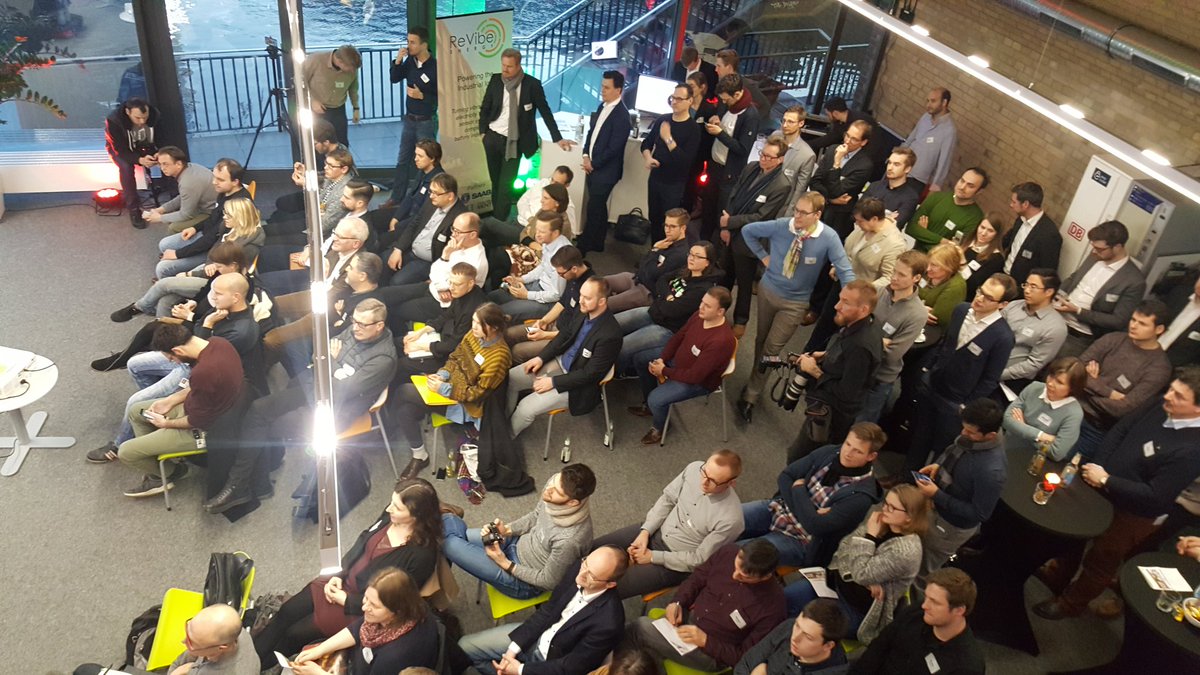 COldengott's tweet photo. #demoday @dbmindbox with @HOLOPLOT @ReVibeEnergy @viscopic @RailVision #startup #berlin #accelerator https://t.co/6wvxpL3mfo