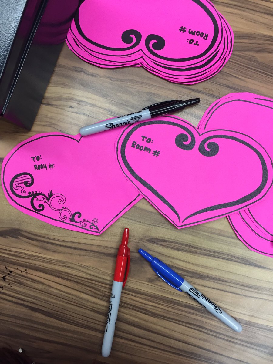 packerNHS's tweet photo. Tell your friends to buy for someone! We will be adding candy so $1 is perfect! Today, tomorrow &amp; Monday are your only chance! 💗💞💕💓 https://t.co/8Dv6iBfdQb