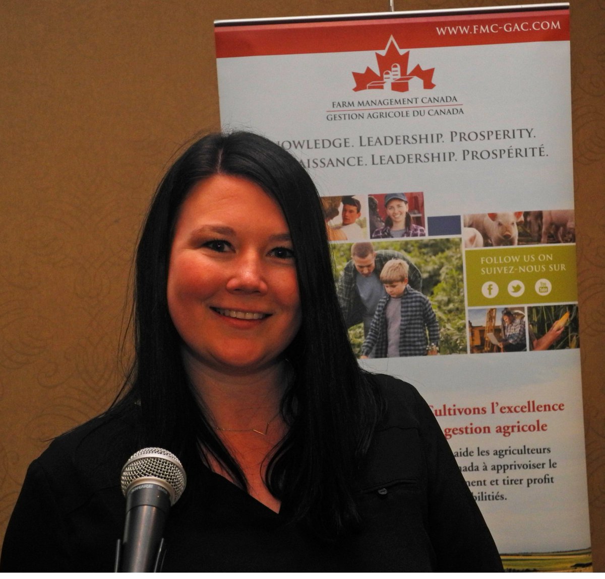 AvrilAgComm's tweet photo. Heather Watson, Executive Director @FMC_GAC kicks off the #AtlanticBridgingtheGap - Farm Succession Planning- Workshop in Truro NS https://t.co/qpaiNhI8uw
