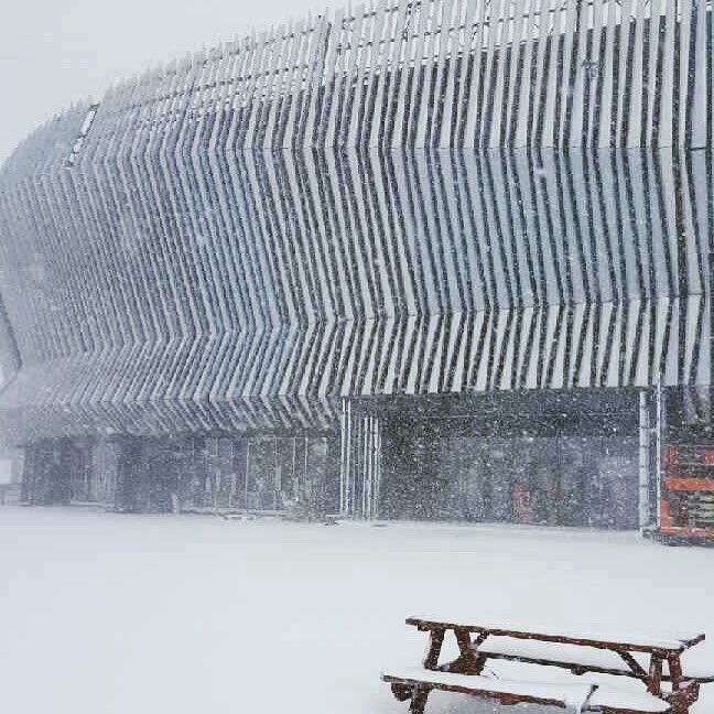 NassauColiseum's tweet photo. Be safe out there #LongIsland! Happy ❄️ day. #NYCBLive #snowday #snow https://t.co/bPUKfWyvlq