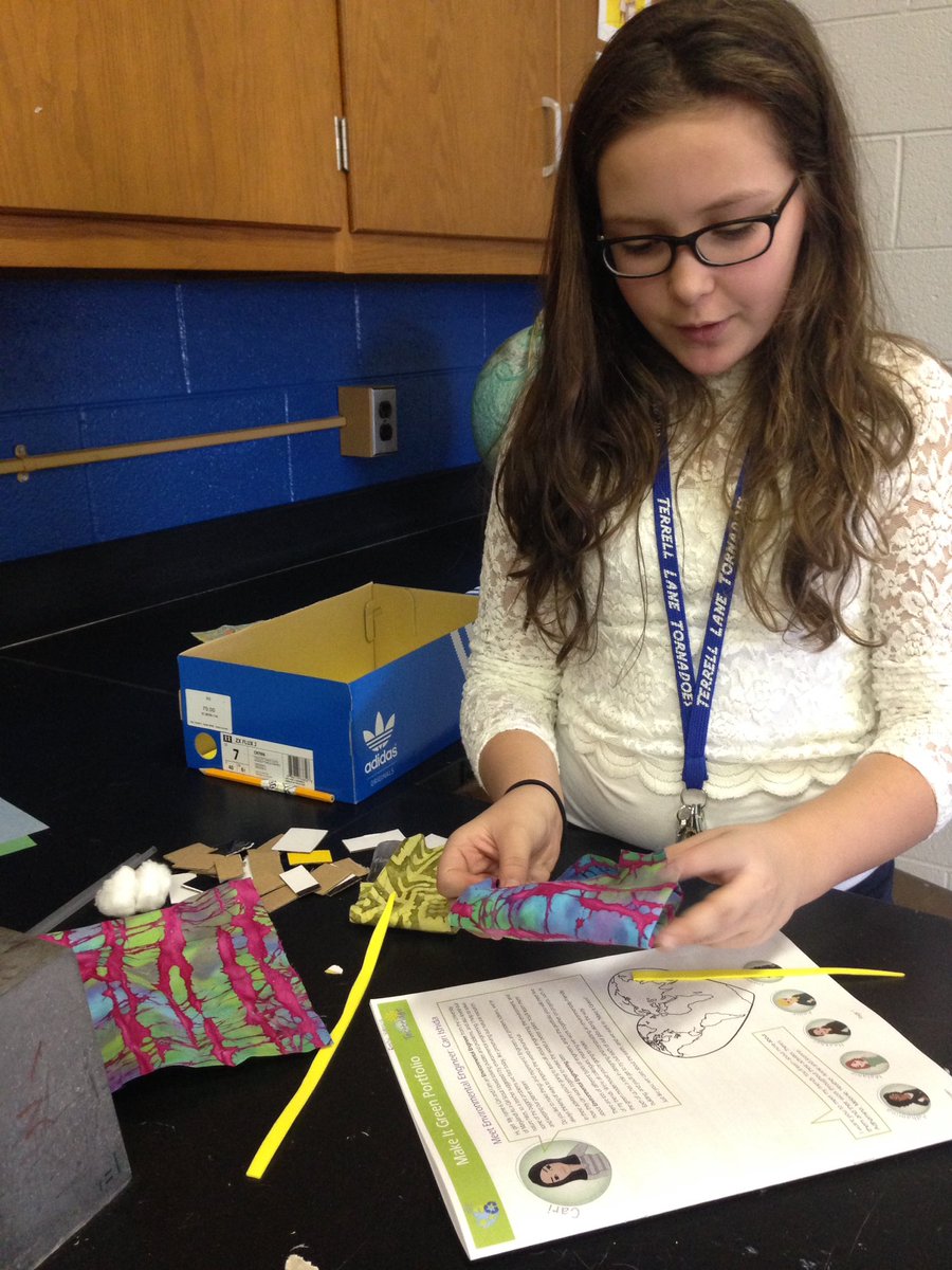 MyraBridgers's tweet photo. Learning about engineering, the environment, and our ecological footprint. @tlmstornados @FCSchoolsNC #FCScelebratesSTEM #6thgrade https://t.co/TrCy6j5ScE