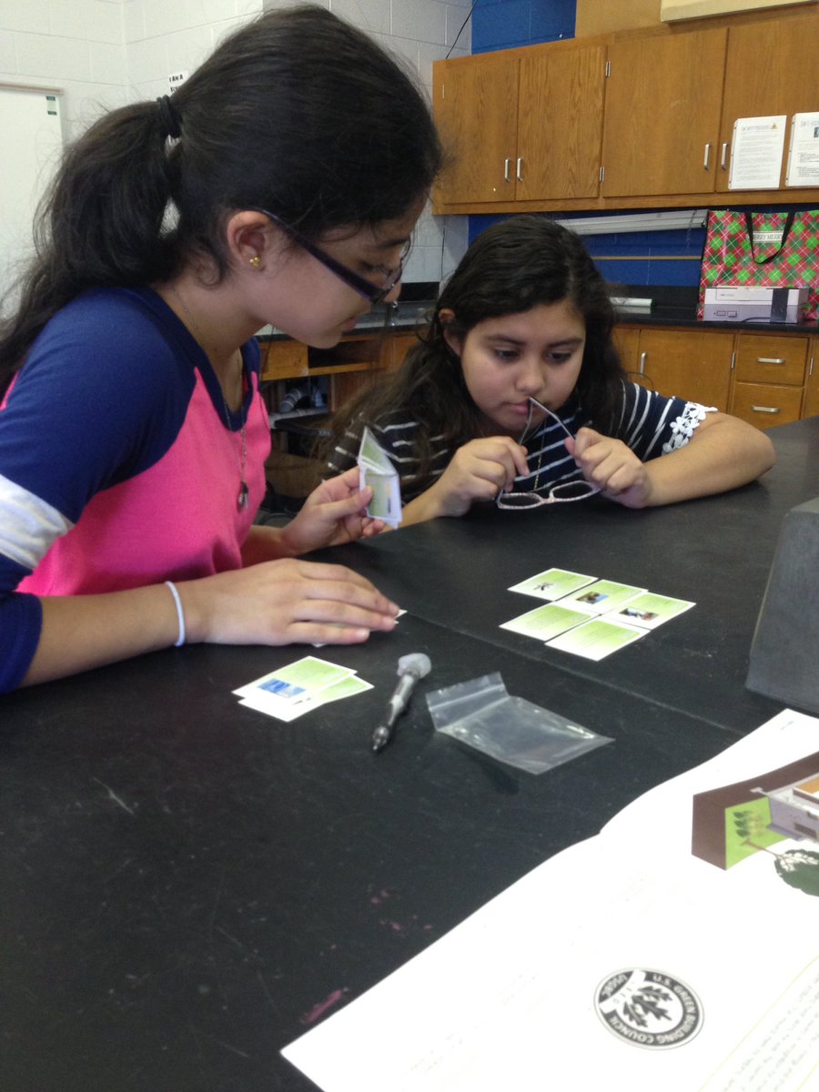 MyraBridgers's tweet photo. Learning about engineering, the environment, and our ecological footprint. @tlmstornados @FCSchoolsNC #FCScelebratesSTEM #6thgrade https://t.co/TrCy6j5ScE