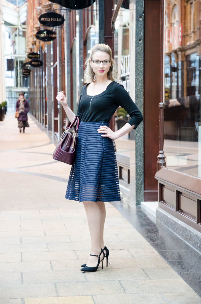 CuratedByLife's tweet photo. I've become increasingly fed up with the question WHAT TO WEAR FOR WORK?

https://t.co/tb55ELHUYD

#fbloggers #FashionPost @UKBloggers1 https://t.co/nh95v5cRsA