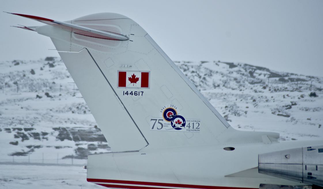 FrankReardon1's tweet photo. #YFBSpotters #IqaluitAirport #Nunavut 144617 @ARC_RCAF @RCAF_ARC #Canadair #CC144 #Challenger in #Iqaluit FEB.9.2017 #avgeek https://t.co/ACFG2alEdz