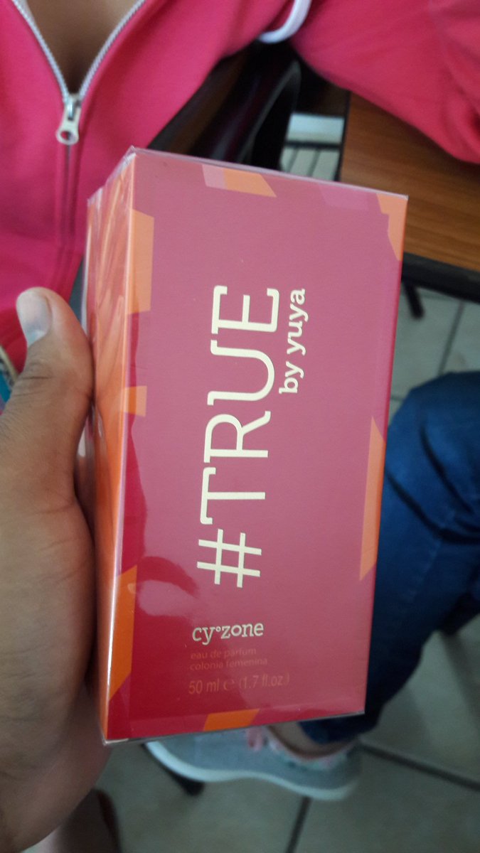 MMaz73's tweet photo. El regalo perfecto para la pareja ideal 😍😍 #GraciasYuya @yuyacst  ❤❤❤... https://t.co/Akg4YJ1OPm