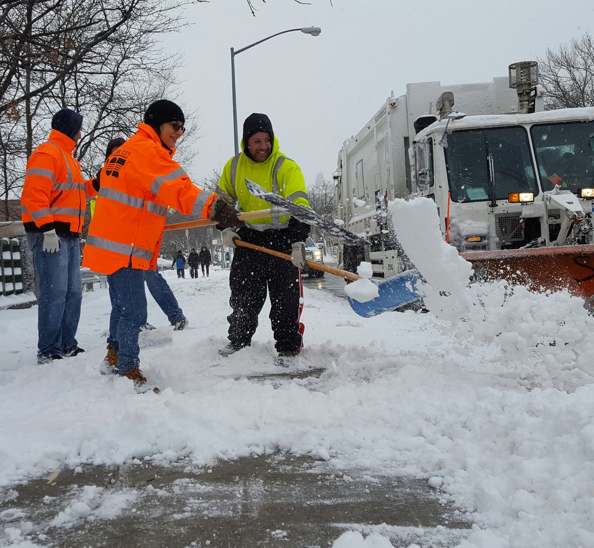 nyc dot newsrack nyc dot newsrack