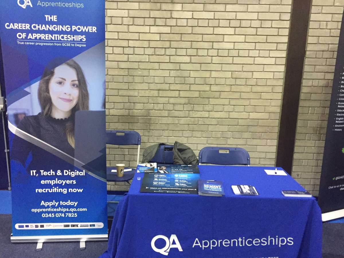 sarra3smith's tweet photo. Epic careers fair @StMarysCHS @QAApprentices #empoweredchoice https://t.co/W3cspH5Puf