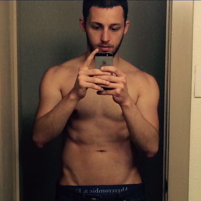 vglapp's tweet image. Find me on VGL, The #1 dating app for Twinks, Twunks, Jocks, and Pups! URL: vgl.me/bmd2014… bit.ly/2lsGLOX