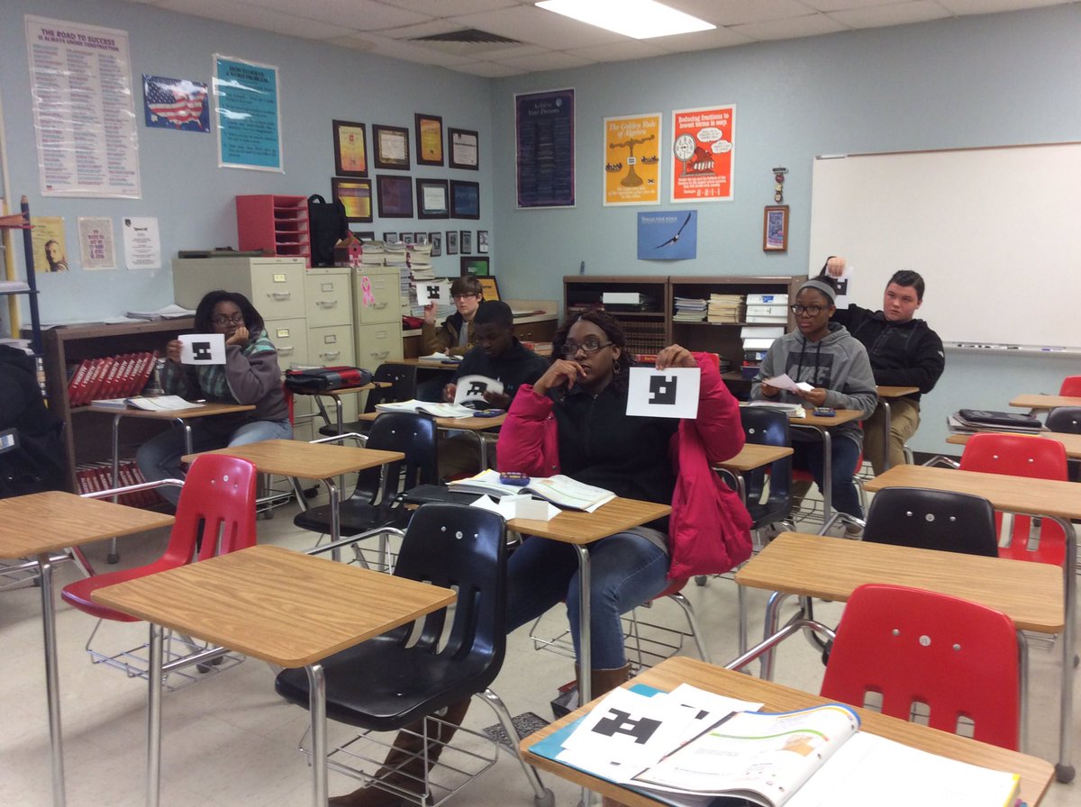 McClippy's tweet photo. Students are using Plickers with Ms. McDonald's student teacher. #WeAreSikeston #SR6iLearn https://t.co/QMfSKvrpWE