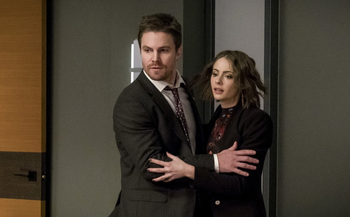 TVLine's tweet photo. Fresh #Arrow Photos: Hey, it's Thea! https://t.co/6ru7jHvORP https://t.co/1XQCxygpl4