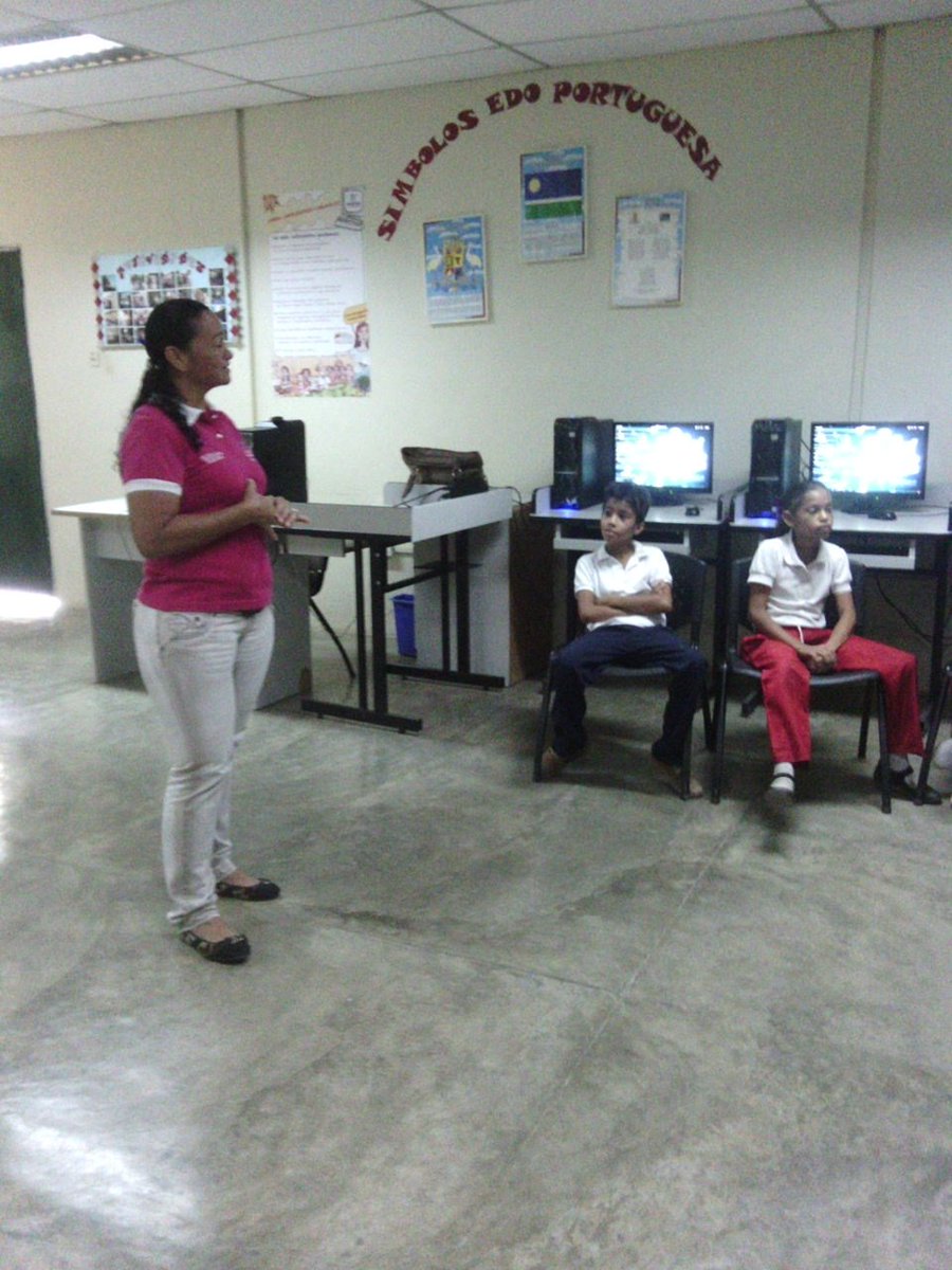 BPython_POR35's tweet image. #NoSeLoDigasANadie En POR35SunSun Se Realizo Reunión Con Brigada Python Para Planificar Actividades @ajjm2002 @lugo_colina1 @hugbelpsuv