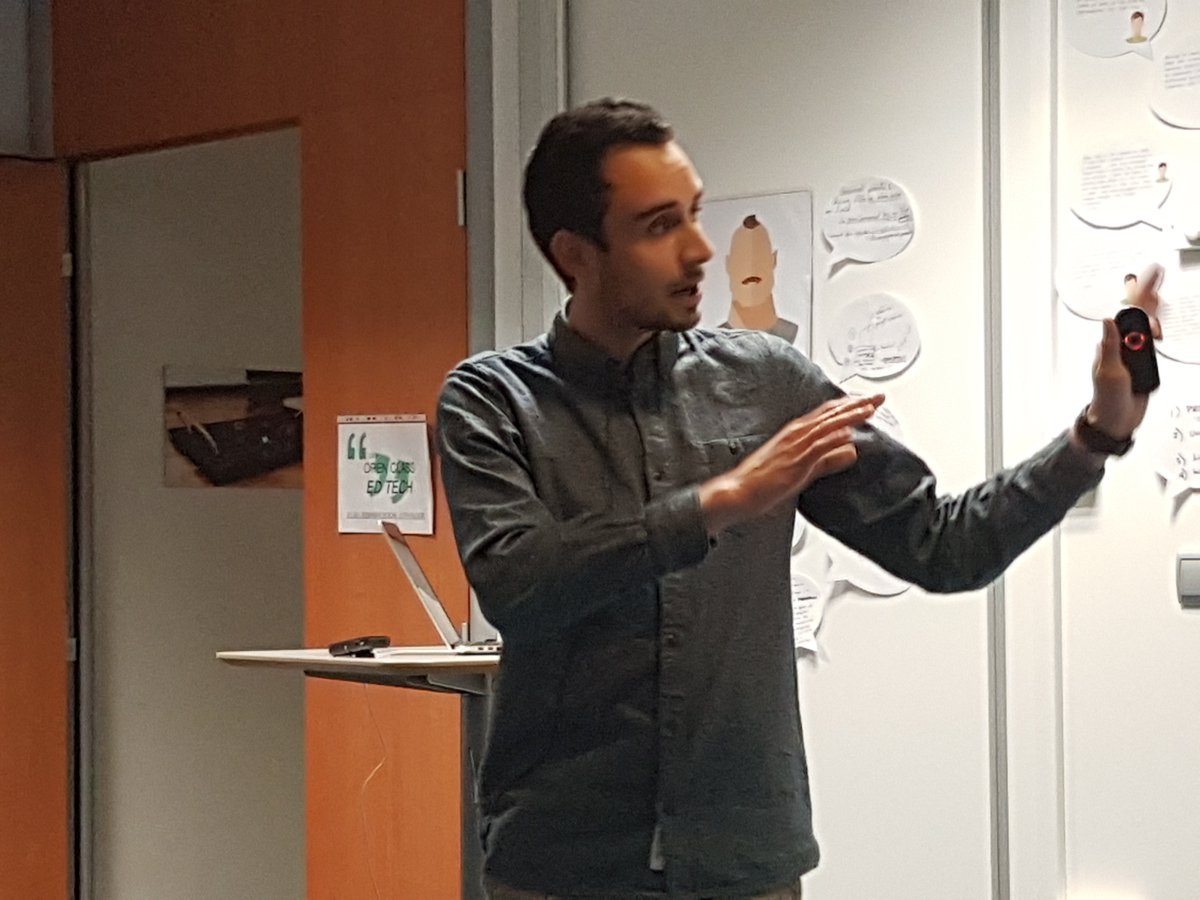 aire_master's tweet image. #OpenClass @AudeonLouis is presenting the experience at @makersasylum and the MakerAuto "tuktuk with a motor"that they created #MobileFablab