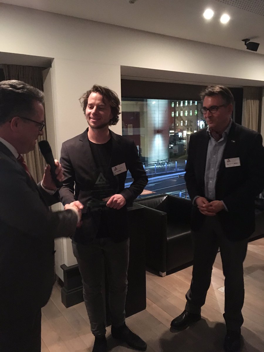 MirjamBauer tweet media