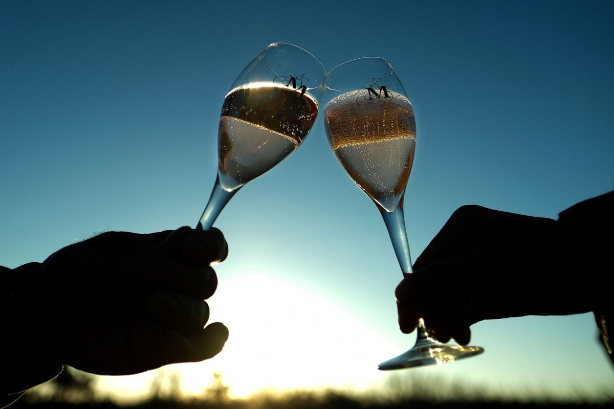 Claarwinegroup's tweet photo. RT @alawine: Too cold to drink rosé? No way. Try it with your favorite winter foods. https://t.co/312Z4l7rGt… #wine https://t.co/nzSJL9sz5L