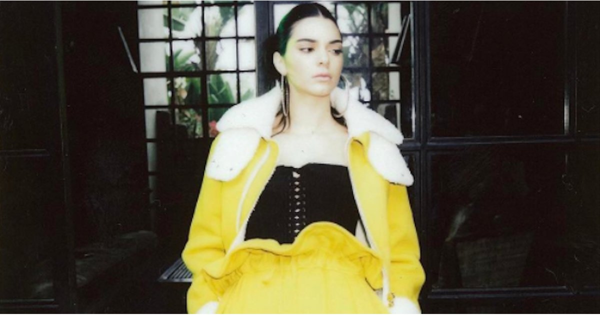 instacutecanada's tweet photo. Kendall and Kylie Are Dropping a New… https://t.co/ySVeZhvACd #kendall_and_kylie #Spring_2017 #Fashion_Instagrams #Spring_Fashion https://t.co/Sh1Bk0WpKE