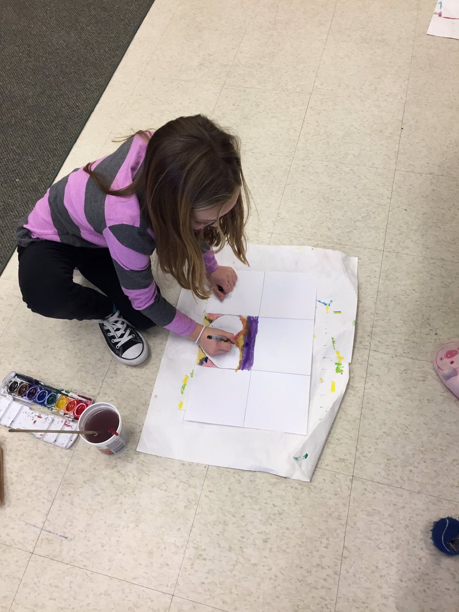 MissLRainey's tweet photo. Open ended valentines art! Using hearts in a variety of ways.@SCDSB_arts https://t.co/0etJp06Cw3