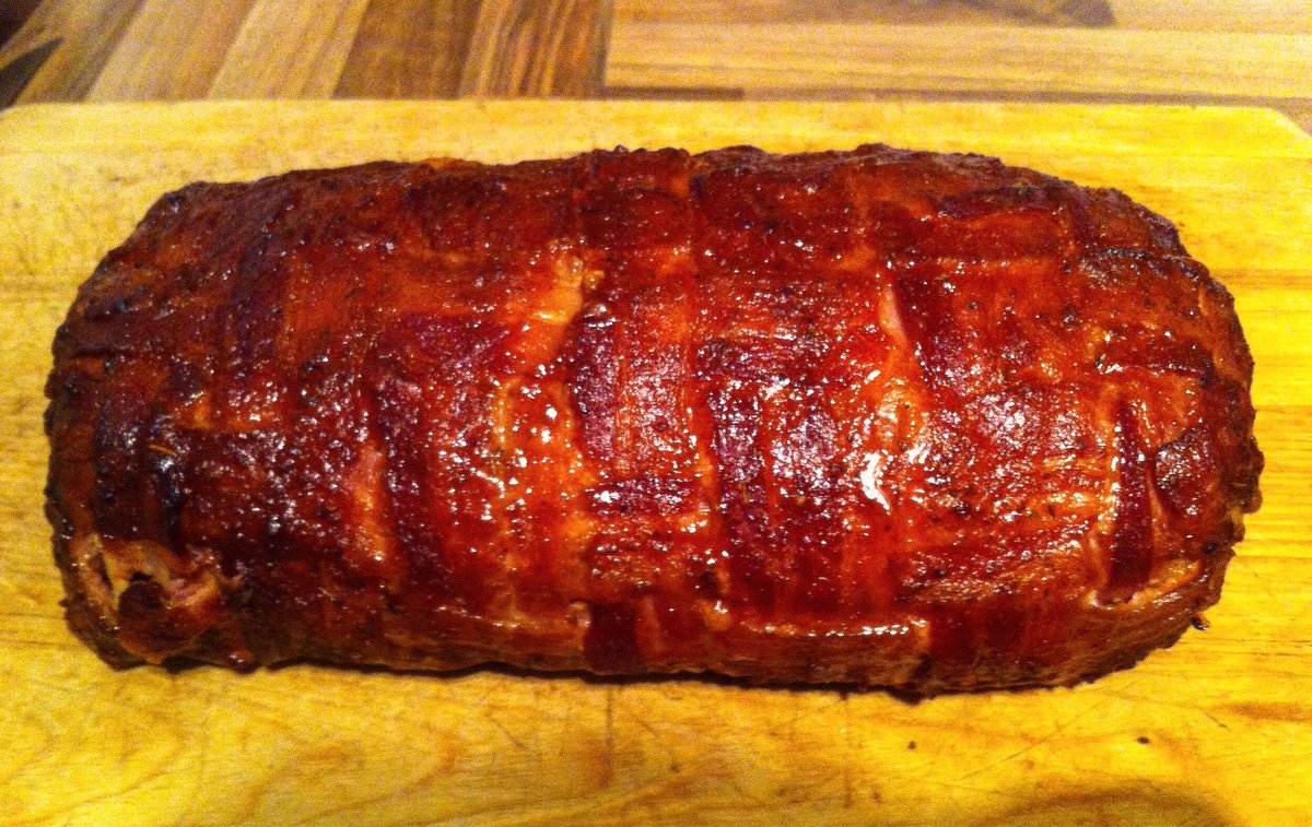 BBQ_barons's tweet image. #tbt - pork fattie aka #baconexplosion - an old favourite to keep you all warm during these cold winter months bbqbarons.com/2016/03/02/por…
