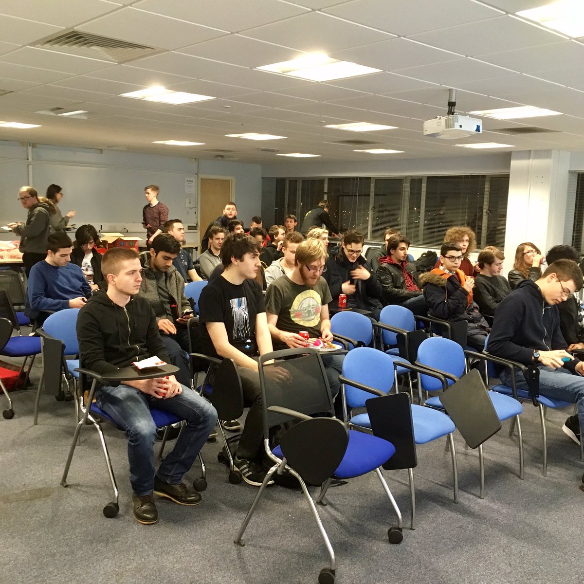 AimeeKowzan's tweet photo. Really appreciating the after hours commitment from the @NclUniCATS this evening for @FDMGroup 's Jon Withnall's talk on A.I. #fdmcareers https://t.co/ikTZGzUAay