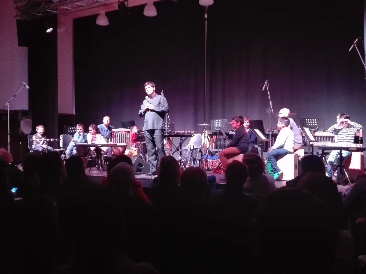 Integrasons's tweet photo. Seguim creixent de la mà de la música. Molt feliços de presentar l'Orquestra Pre-infantil #DoAcords al @ccalbareda #poblesec https://t.co/jYqDmvGERO