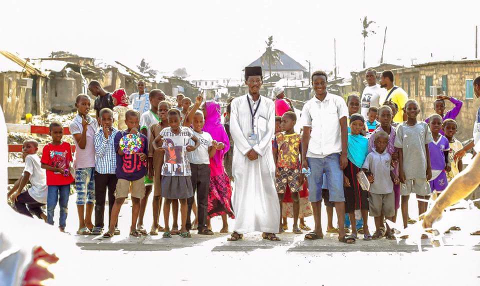 haqqstellungnah's tweet photo. #Du #findest #uns #in #den #SLUMS 

https://t.co/Rfn9HOpzDp https://t.co/FNV6DRqrRa