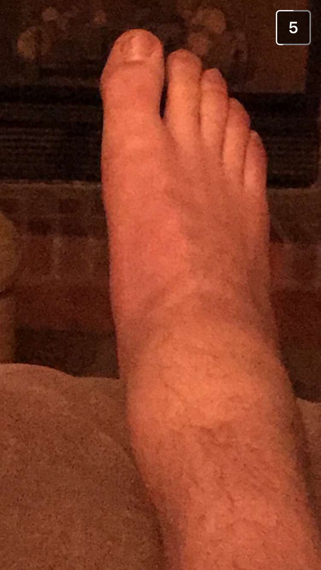 PiloneReed's tweet photo. Happy birthday @Matt_Murphy2 have a good day homie! Hope your ankle feelin better👌🏾 https://t.co/iXNeLwNLhQ