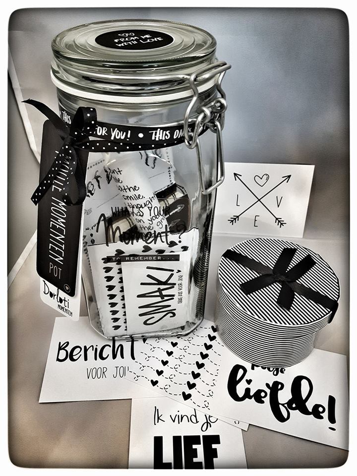 MoojenCo's tweet photo. Bijzonder cadeau voor mooie momenten? Geef de Mooie Momenten Pot cadeau! Voor slechts €12,95 https://t.co/lfdtkzlB01 #memoryjar #cadeau https://t.co/uN8I9gNjZY