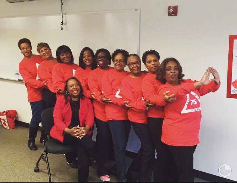 LG_DST's tweet photo. Here's a #tbt to Homecoming with one of our chartering members, Soror Brown and the first line of Lambda Gamma from 1975! https://t.co/VSraZyd2bS