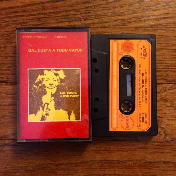 GalCosta's tweet photo. Found a new shop with thousands of tapes yesterday. My best find was this beauty. #brazilianrock #atodovapor #galfatal (@trailofthetape) https://t.co/ihsJsHnrBO