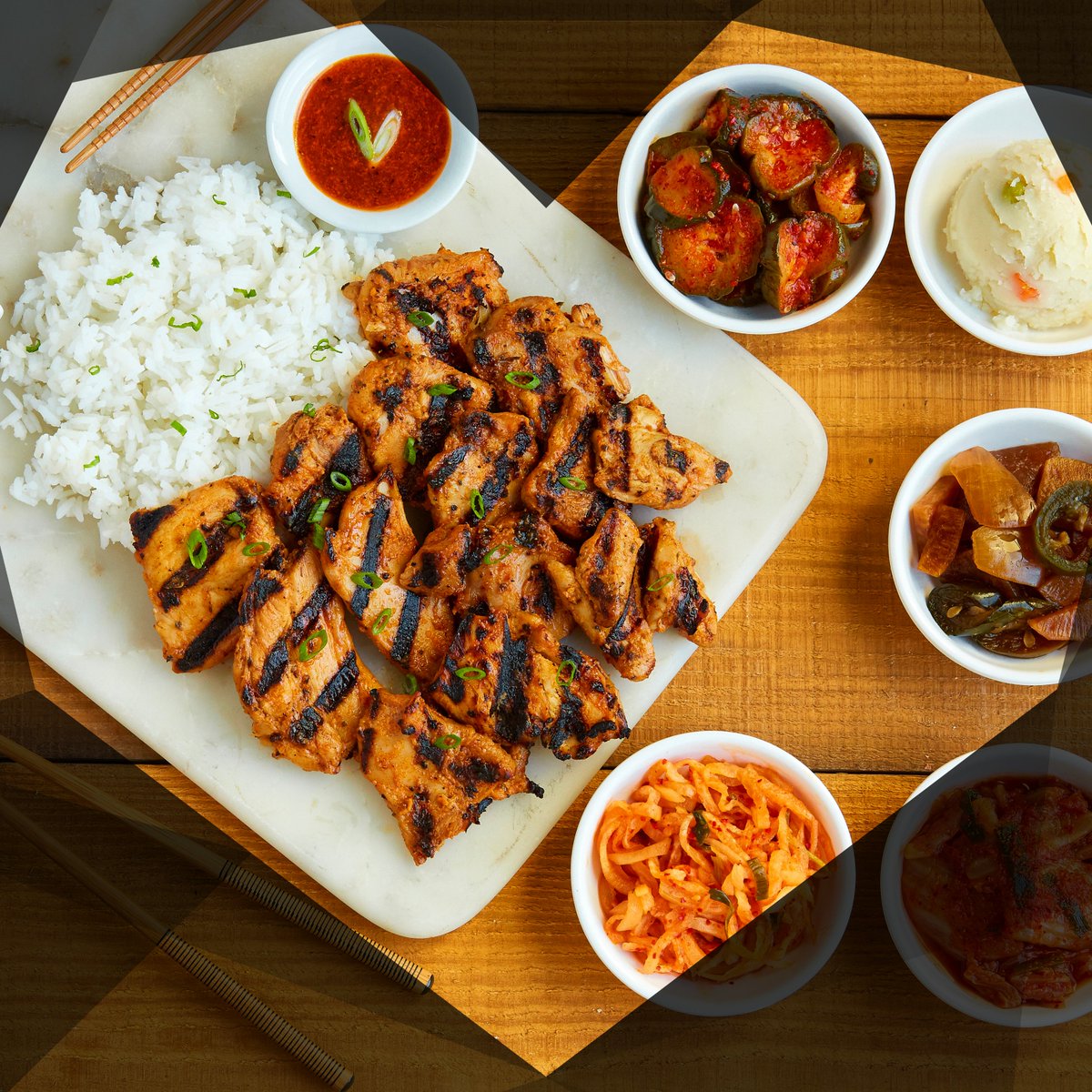 GenKBBQ's tweet image. Heat things up with your Valentine. Literally. Get Korean BBQ meal kits with @get_chefd! Order now on bit.ly/chefdGENt05