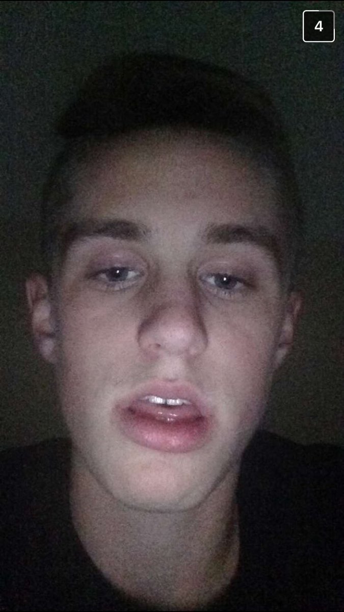 chapmanb54's tweet photo. Happy date of birth to my lil bro? Son? Not sure 🤔 but happy birthday budday👍🏼💯 @gavintinsley18 @keith https://t.co/fHoqgOaVgK