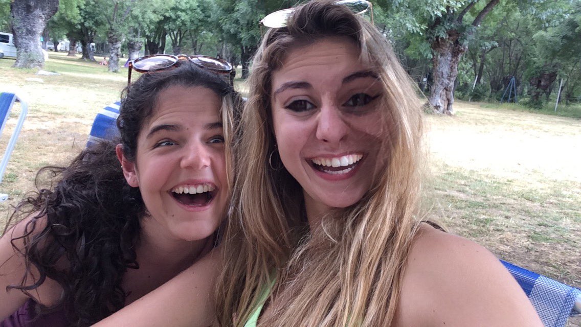 Granda_marta's tweet photo. Mi reina! FELICES 🔞!, solo decirte que nos quedan muchos comiapachis todavía, te quieroo 😉🍻👯🎉💘 https://t.co/znLHNFVTmL