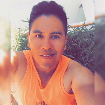 RayUrbina's tweet photo. #NuevaFotoDePerfil https://t.co/mxI2Ort5DV