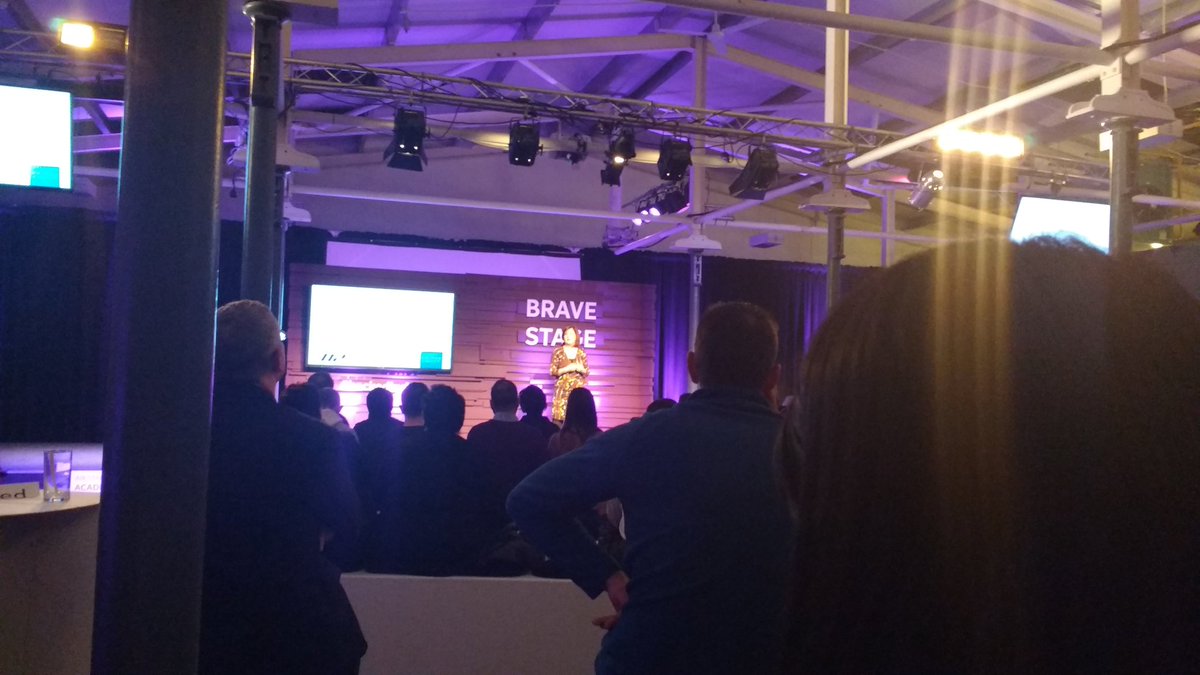 Great talk by @dianerbrts at the <a href="/AIBBiz/">AIB Business</a> start-up academy tonight #backedbyAIB