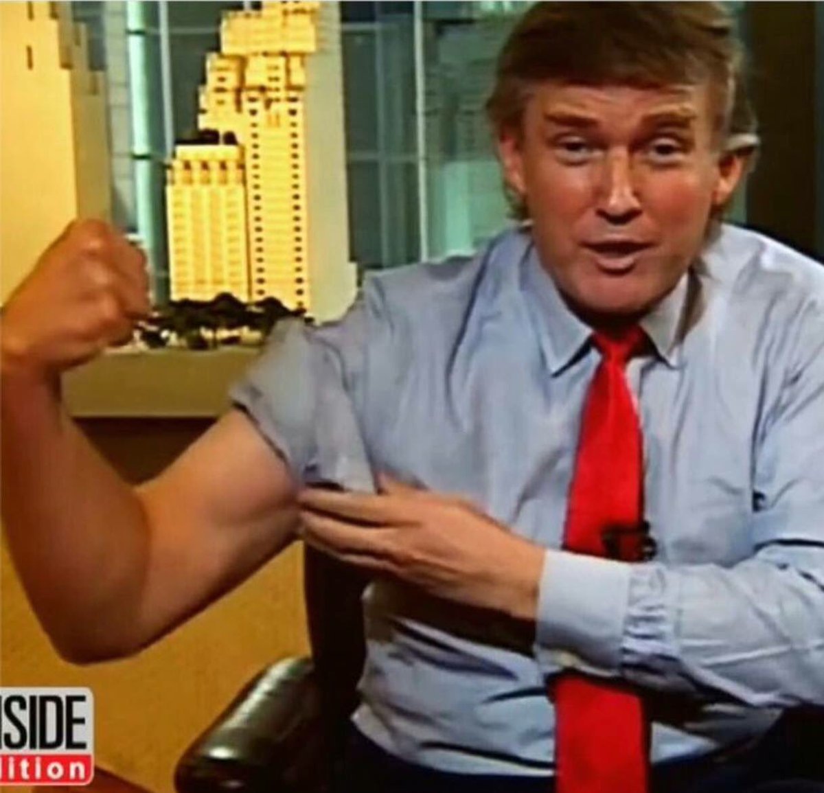 commanderNsheep's tweet photo. Welcome to the #gunshow https://t.co/zZ4If7ONz4