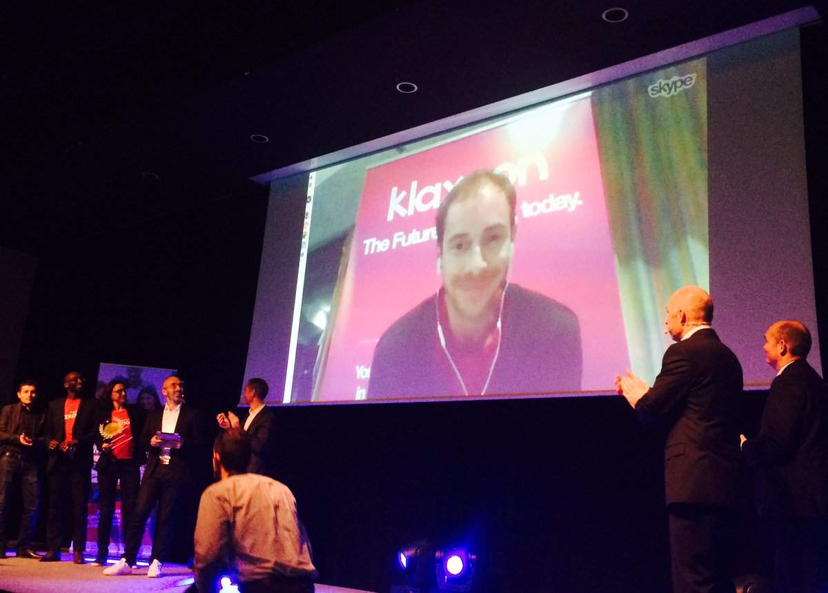 Le_Poool's tweet photo. Et le "Breton digital" 2016 est l'incontournable @mattbeuch 👏🏼🏆! #futureofwork Encore du bruit pour @KlaxoonFR 🎶 #WestWebAwards https://t.co/r42uaIRGda