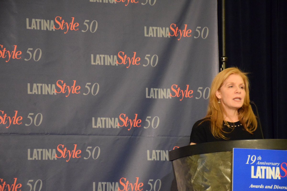 MarriottIntl's tweet photo. SVP Brenda Durham: Women comprise 55% of the workforce of @MarriottIntl #LS502017 https://t.co/3QSEvprTh3