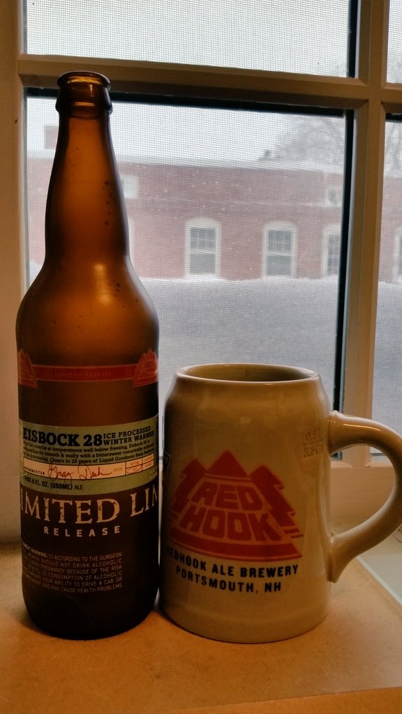 JeremeLeafe's tweet photo. Perfect way to spend a snow day! 2010 @Redhook_Brewery Eisbock! #snowday #CraftBeer #noreaster #newhampshire https://t.co/UO7WKgYt3w