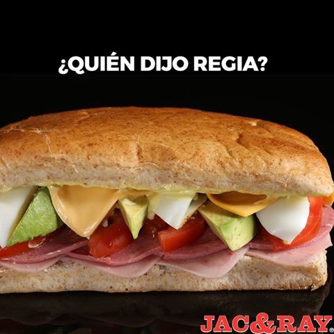 Os_Carin_'s tweet photo. @campa_nela ¿de cuál quieres #huerquilla ? La de Sirlon ó La Regia #estanconmadre @jacandray_torta 😋🤠🐷 https://t.co/hxulsxzsnF