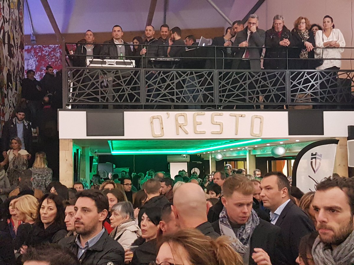 TashinaGiraud's tweet photo. Ce soir on inaugure @OSportClub. Notre clud de sport++ @kedgebsTLN. Bravo Orioli @CCIduVar @UPV83 https://t.co/UaVbs7M2hi