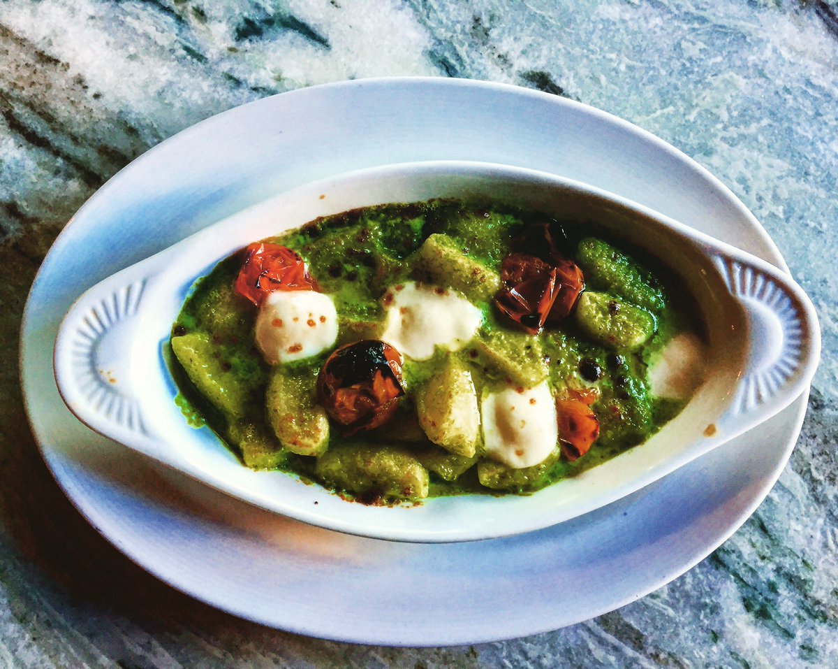 TheCubRoomRoc's tweet photo. What are you having for dinner? Potato Gnocchi, Basil Pesto, Ovendried Cherry Tomatoes, Bocconcini #onlyatthecubroom https://t.co/uxxjbz5jLN