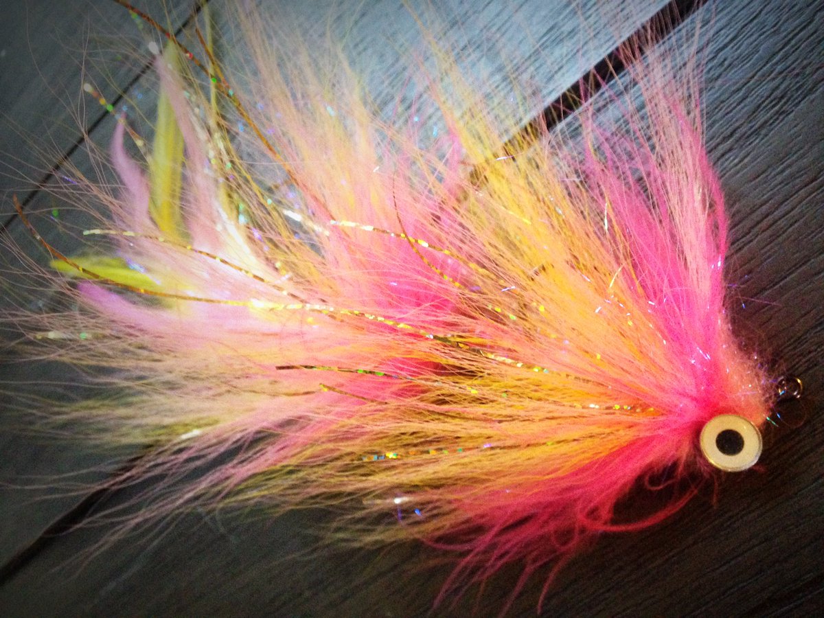 CriticalAngling's tweet image. The Eats McGee in pink &amp;amp; yellow. A musky pattern that has action ebay.com/itm/1824501727…
