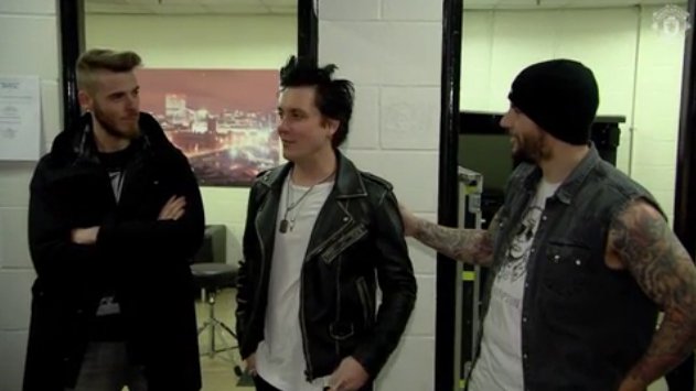 Video of David De Gea meeting Avenged Sevenfold. avengedsevenfold.com/news/david-de-…