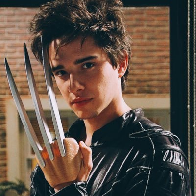 lovesxvignaedo's tweet photo. Julian Serrano
🎆RT si te cae bien, MG si no🎆 https://t.co/UWCPCBbgMu