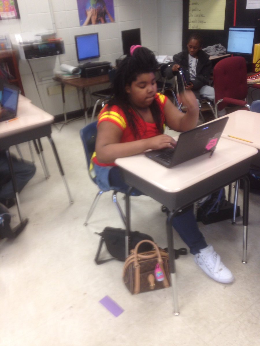 Google__Queen's tweet photo. Cornell scholars enjoyed setting up writing ePortfolios today! Thanks to our amazing DLS coach! @sims_technology @sims_ivyleague #AVIDelem💻 https://t.co/fbRMulFrLU